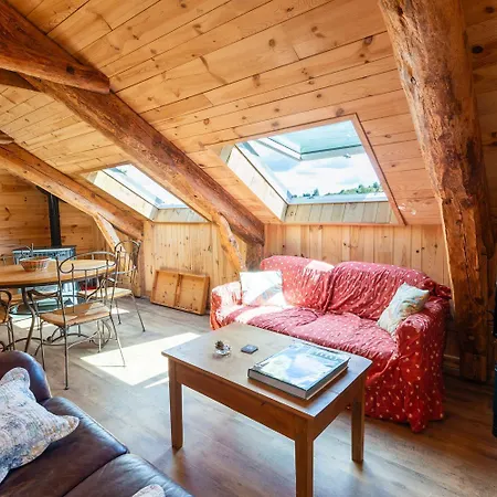 Holiday home Petit En Margeride *