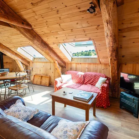Petit En Margeride Hébergement de vacances La Panouse (Lozere)